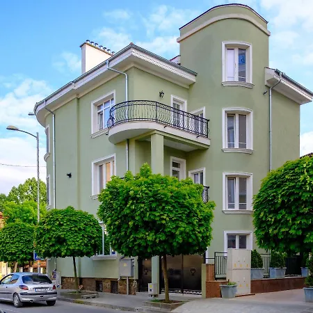 The Olive House - Center - Free Parking Apartment Burgas